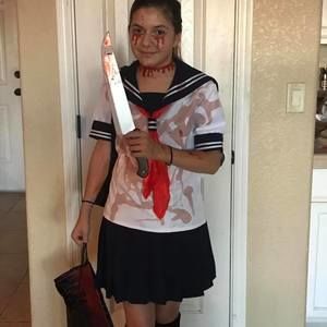 Meet your Posher, Myra